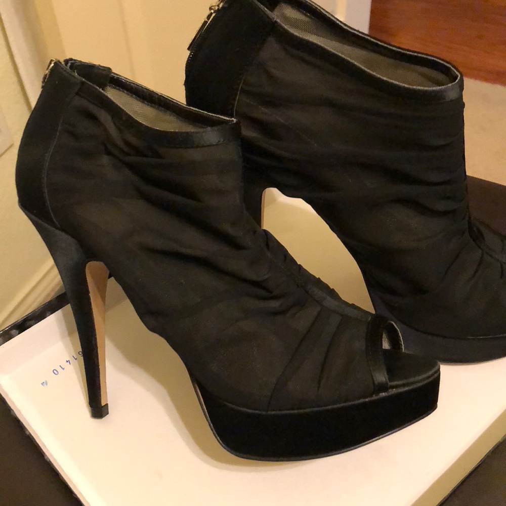 Heels - Picture 6 of 6